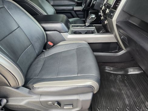 Used 2017 Ford F150 Raptor w/ Equipment Group 802A Luxury image 10