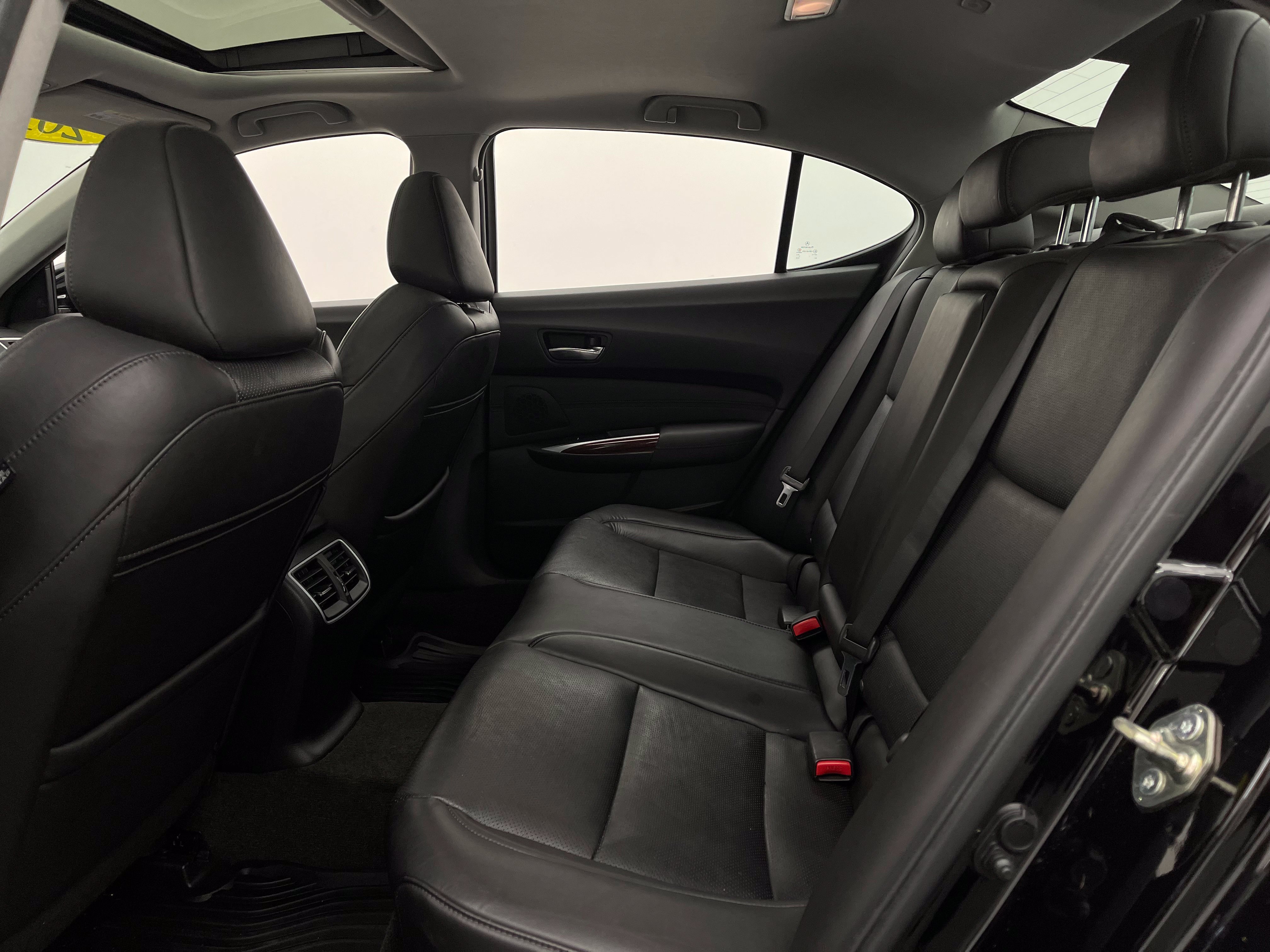 Used 2016 Acura TLX w/ Technology Package FWD image 40