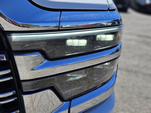 Used 2025 RAM 2500 Limited image 12