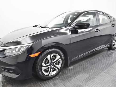 Used 2018 Honda Civic LX image 3