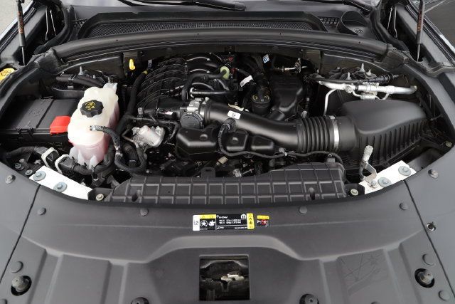 Used 2023 Jeep Grand Cherokee L Laredo AWD/4WD image 6