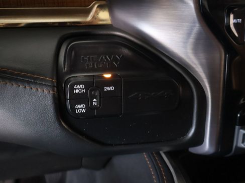 Used 2021 RAM 3500 Limited AWD/4WD image 9