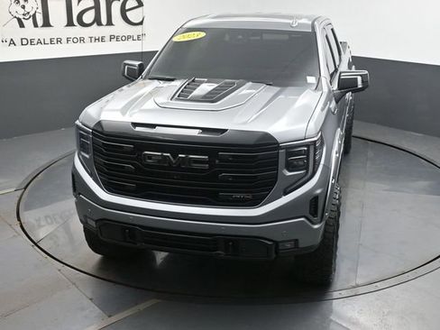 Used 2023 GMC Sierra 1500 AT4 w/ Technology Package AWD/4WD image 44
