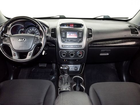 Used 2014 Kia Sorento LX FWD image 23