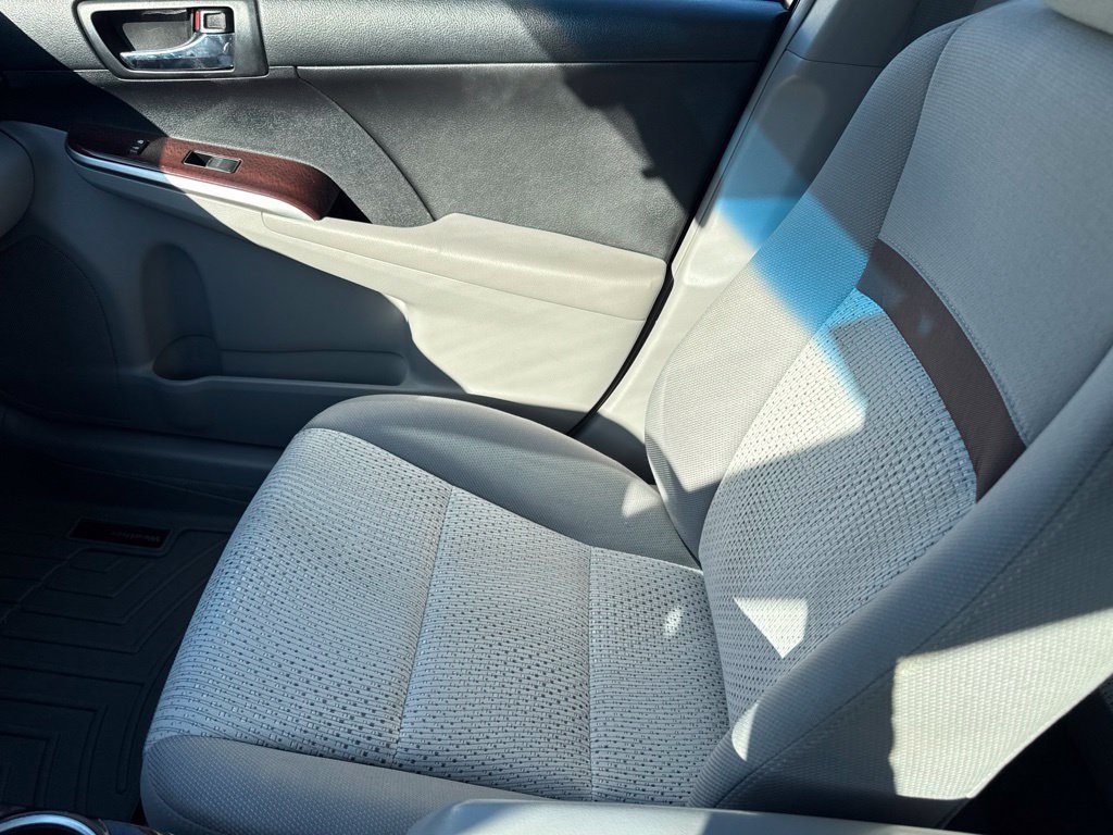 Used 2013 Toyota Camry XLE FWD image 28