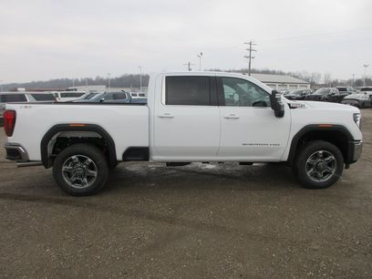 New 2026 GMC Sierra 3500 SLE