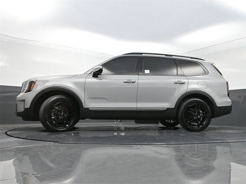 Used 2023 Kia Telluride SX X-Line image 33