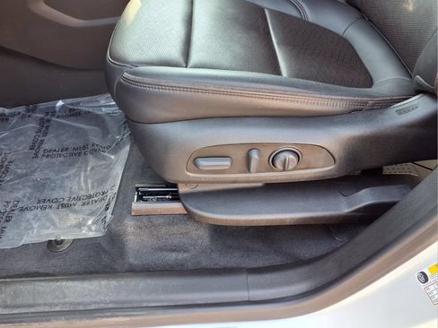 Used 2023 Chevrolet Traverse High Country w/ LPO, Floor Liner Package AWD/4WD image 20