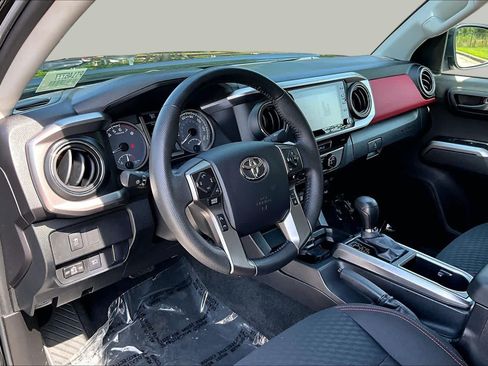 Used 2023 Toyota Tacoma SR5 AWD/4WD image 17