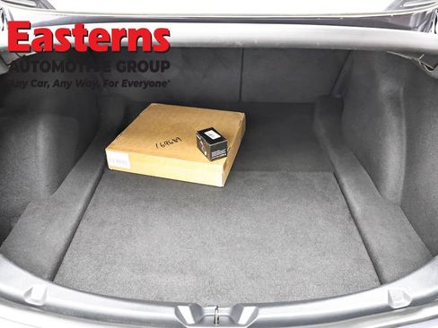 Used 2018 Tesla Model 3 Long Range image 9