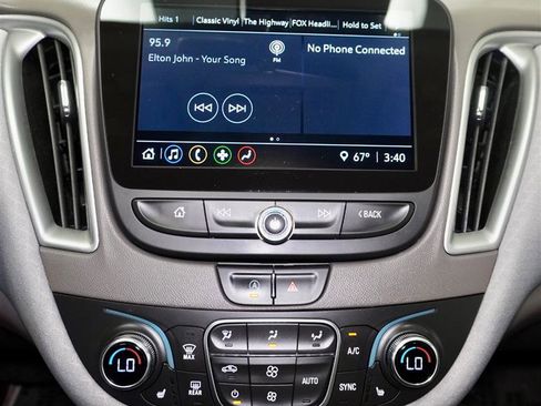 Used 2023 Chevrolet Malibu LT image 15