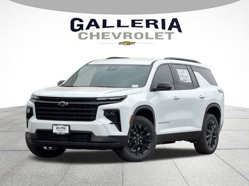 New 2026 Chevrolet Traverse LT w/ Midnight/Sport Edition image 1