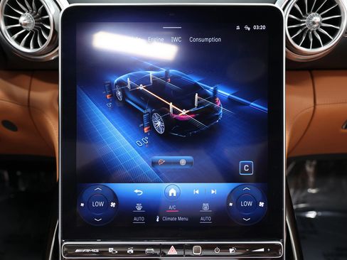 Used 2022 Mercedes-Benz SL 55 AMG 4MATIC image 34