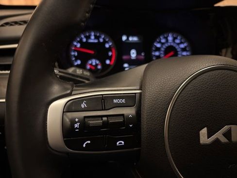 Used 2023 Kia K5 EX image 15