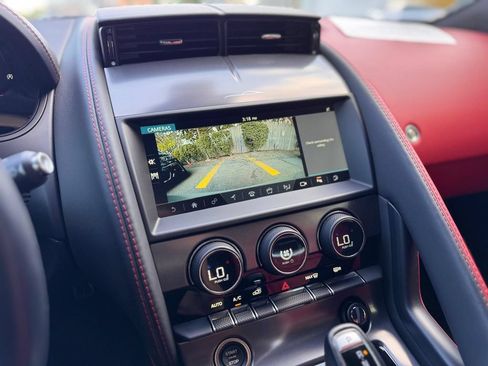 Used 2024 Jaguar F-TYPE Coupe AWD image 16