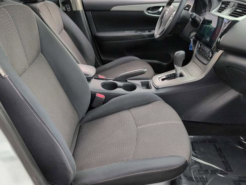 Used 2015 Nissan Sentra S image 21