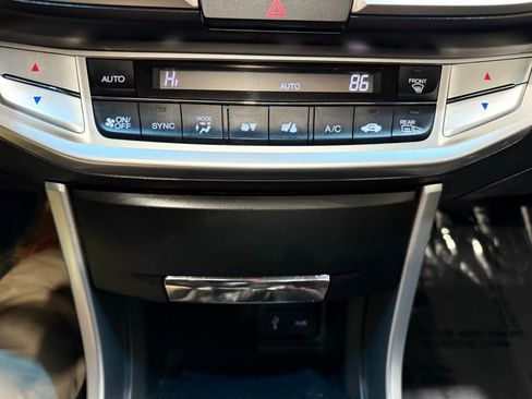 Used 2013 Honda Accord EX image 27