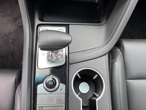 Used 2026 Genesis G70 2.5T RWD image 34