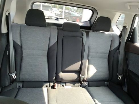 Used 2021 Nissan Rogue S FWD image 11