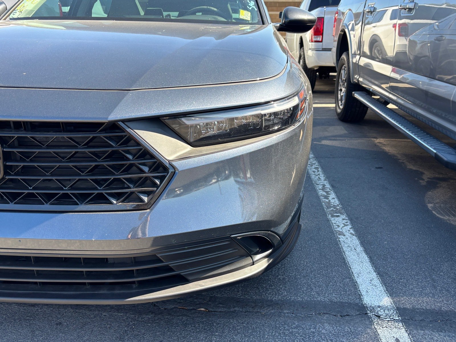 Used 2023 Honda Accord EX image 8