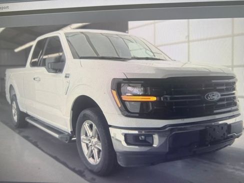 Used 2025 Ford F150 XLT w/ Equipment Group 301A Standard RWD image 2
