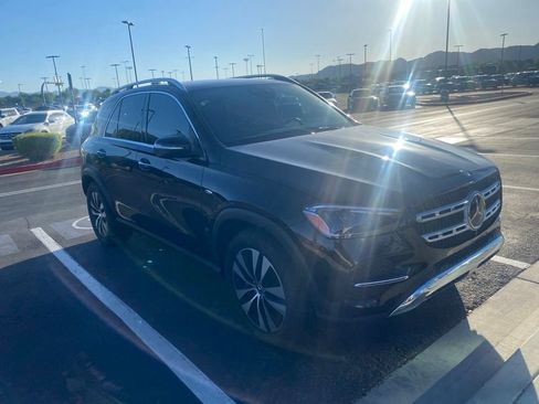 Certified 2025 Mercedes-Benz GLE 450e 4MATIC image 3