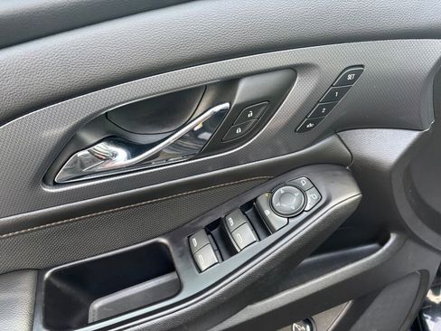 Used 2018 Chevrolet Traverse Premier w/ Redline Edition image 19