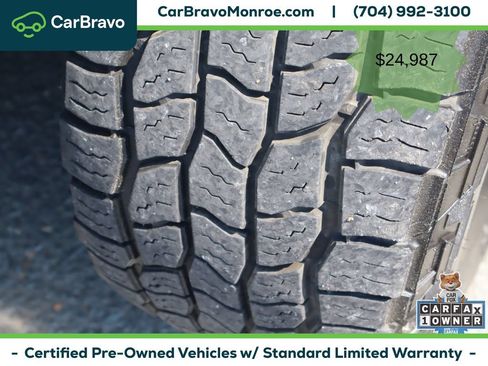 Used 2022 RAM 1500 Tradesman w/ Chrome Appearance Group AWD/4WD image 13