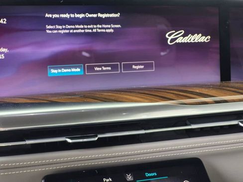 New 2026 Cadillac Escalade ESV Platinum Sport w/ LPO, ONYX Package AWD/4WD image 17