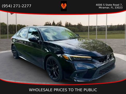 Used 2022 Honda Civic Sport image 2