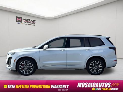 Used 2024 Cadillac XT6 Sport w/ Technology Package AWD/4WD image 4