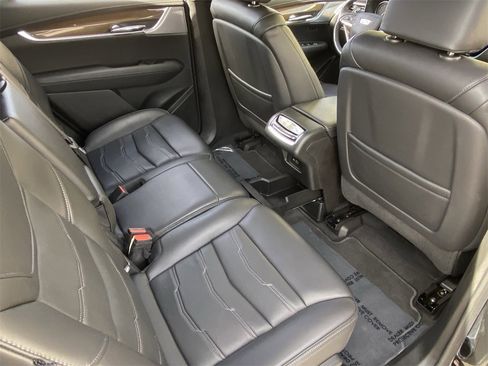 Certified 2022 Cadillac XT6 Sport w/ Platinum Package image 15