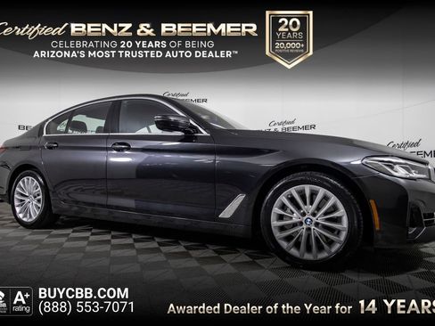 Used 2023 BMW 530i w/ Premium Package RWD image 1