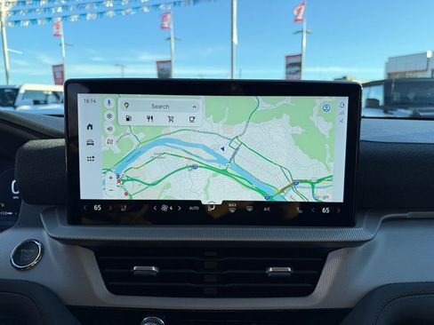 New 2026 Ford Explorer Active w/ Active Comfort Package image 21