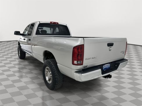 Used 2006 Dodge Ram 2500 Truck SLT image 3