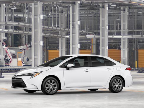 New 2027 Toyota Corolla Hybrid Sedan FWD image 3