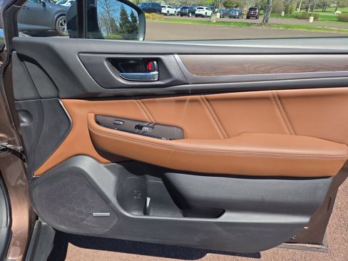 Used 2019 Subaru Outback 3.6R Touring w/ Protection Package #1 AWD/4WD image 17