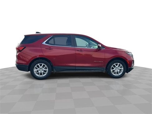 Certified 2024 Chevrolet Equinox LT image 9