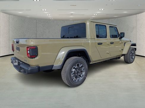 New 2026 Jeep Gladiator Sport image 4