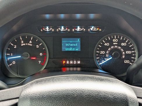 Used 2020 Ford F150 XLT image 3