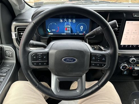 Used 2024 Ford F350 Lariat w/ Camper Package image 17