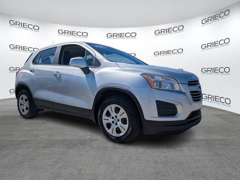 Used 2015 Chevrolet Trax LS image 1