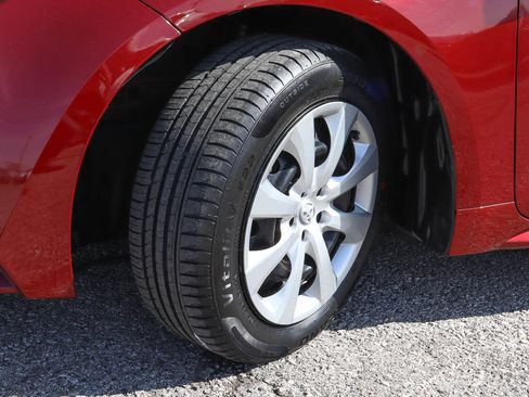 Used 2024 Toyota Corolla LE FWD image 17