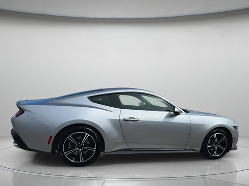 New 2025 Ford Mustang Premium image 34