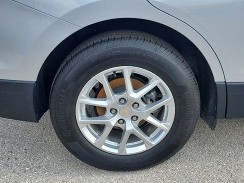 Used 2022 Chevrolet Equinox LT FWD image 11