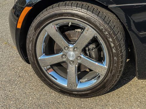 Used 2009 Pontiac Solstice GXP w/ Premium Package RWD image 20