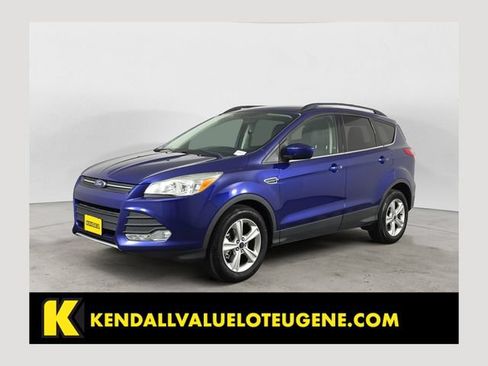 Used 2015 Ford Escape SE w/ Equipment Group 201A AWD/4WD image 1