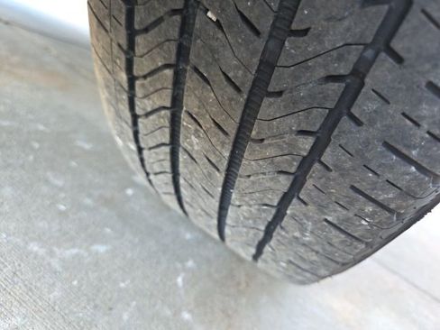 Used 2024 Chevrolet Equinox LT w/ LPO, Floor Liner Package image 69