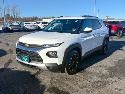 Certified 2023 Chevrolet TrailBlazer LT image 3