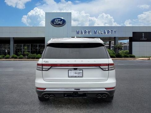 Used 2020 Lincoln Aviator Reserve w/ Elements Package Plus AWD/4WD image 4